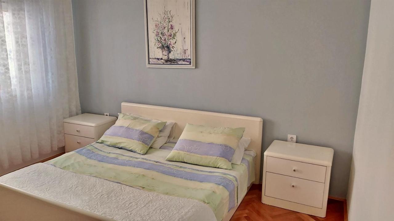 אומיס Apartment Cedo מראה חיצוני תמונה