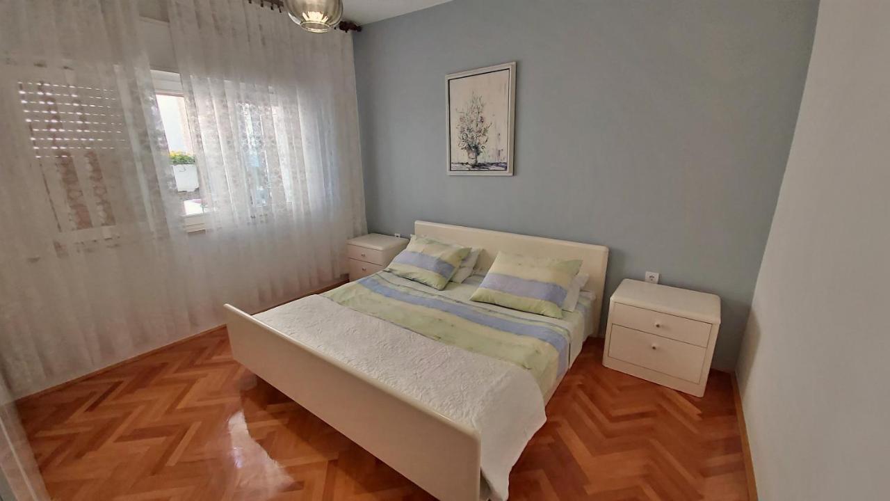 אומיס Apartment Cedo מראה חיצוני תמונה