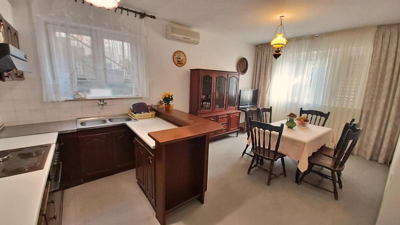 אומיס Apartment Cedo מראה חיצוני תמונה