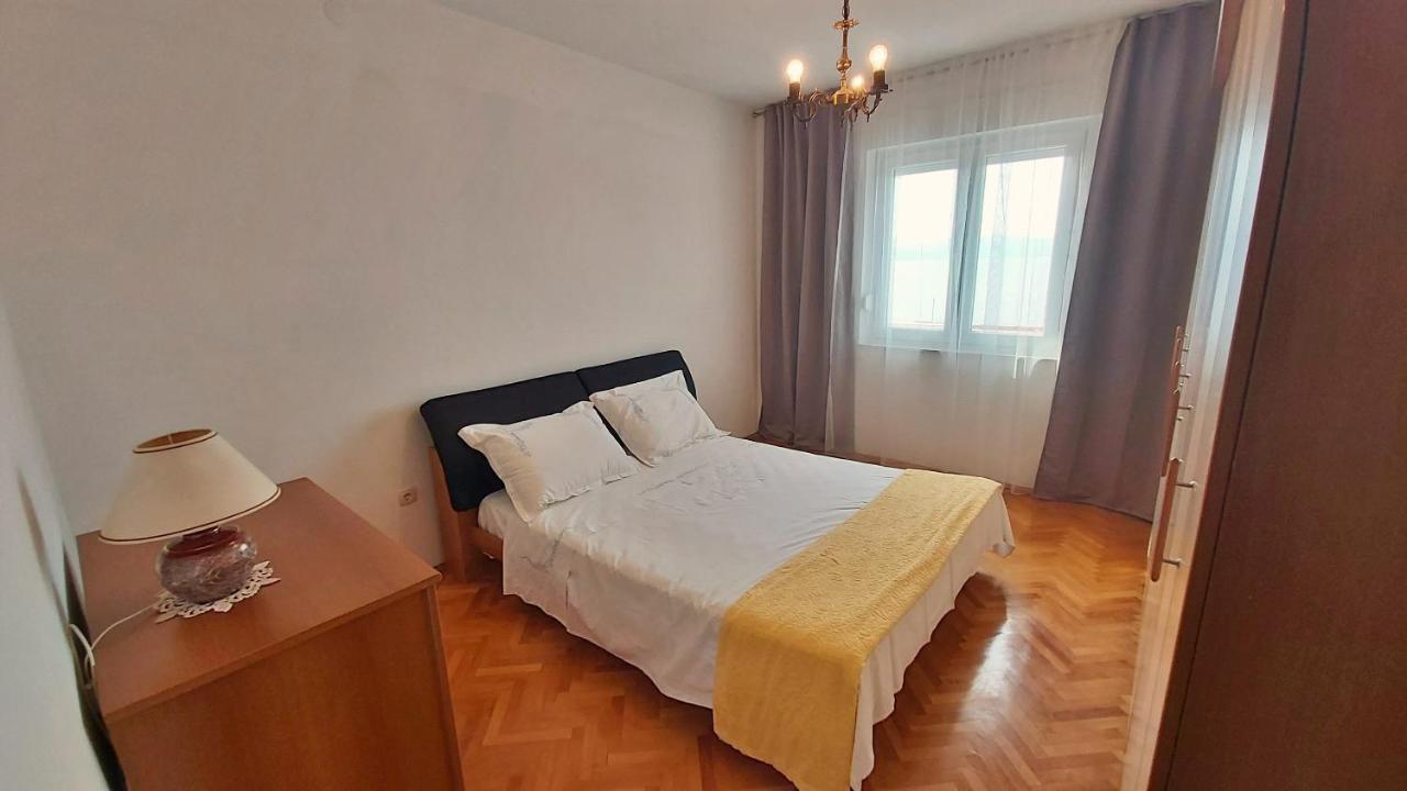 אומיס Apartment Cedo מראה חיצוני תמונה