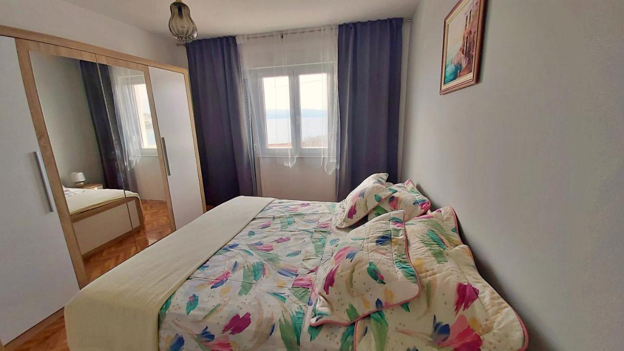 אומיס Apartment Cedo מראה חיצוני תמונה