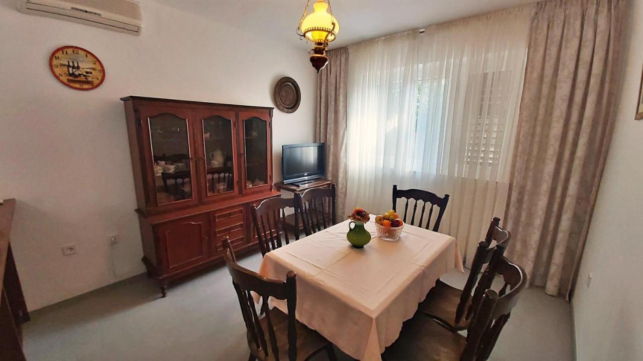 אומיס Apartment Cedo מראה חיצוני תמונה