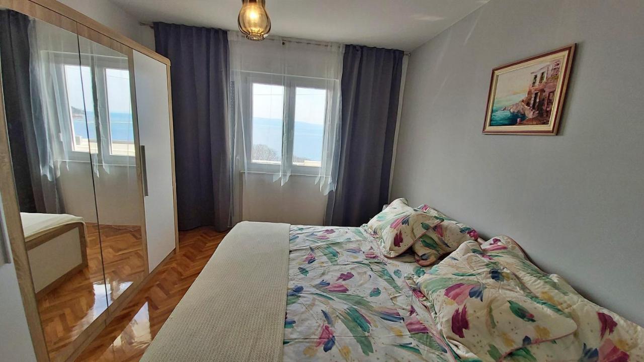 אומיס Apartment Cedo מראה חיצוני תמונה